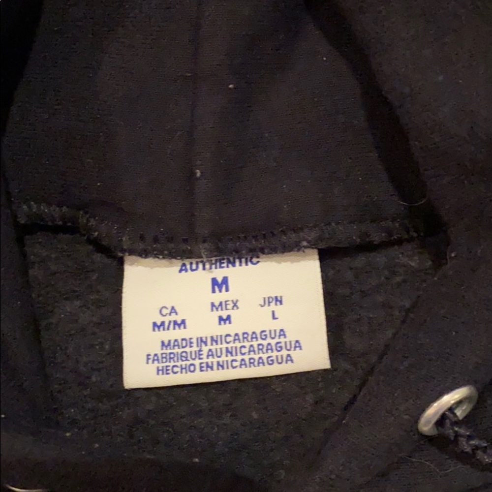 Notre same sweatshirt - Picture 2 of 2